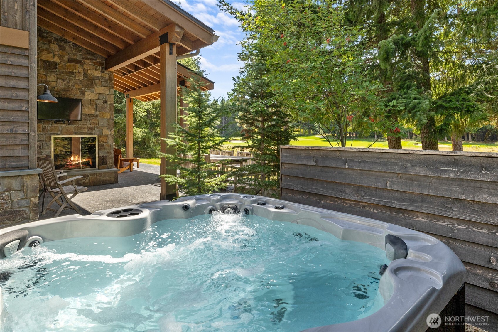 291 Ruby King Loop