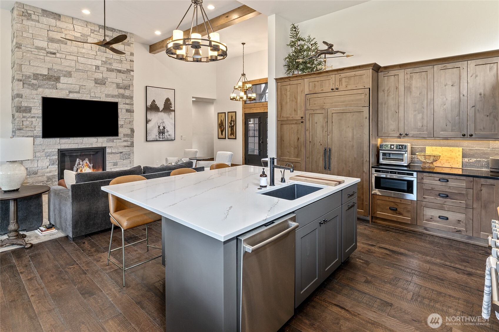 291 Ruby King Loop