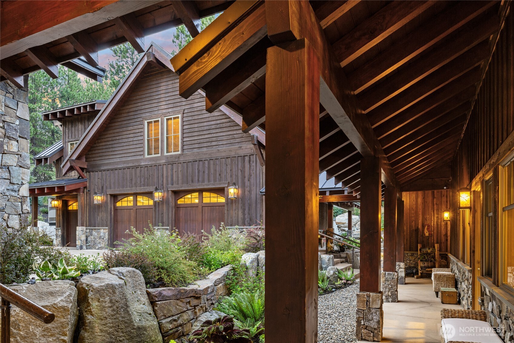 820 Iron Monarch Loop