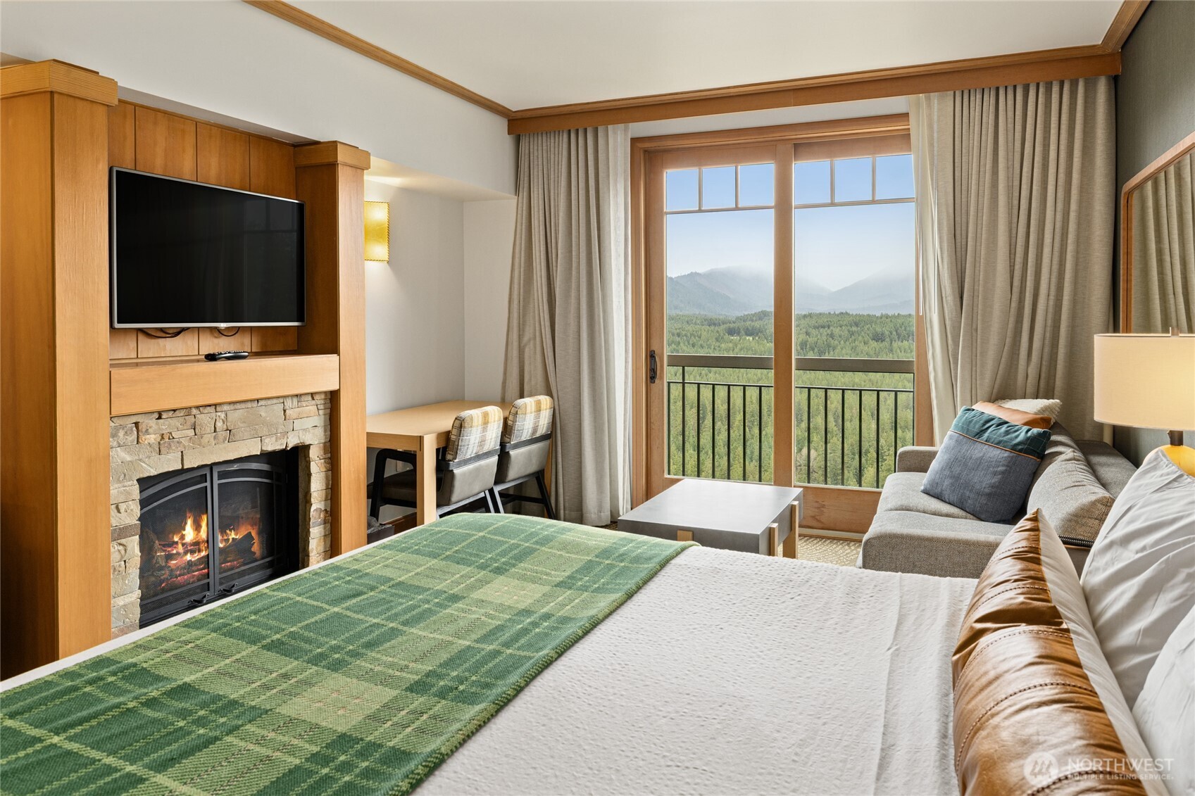 3600 Suncadia Trail Unit: 4049