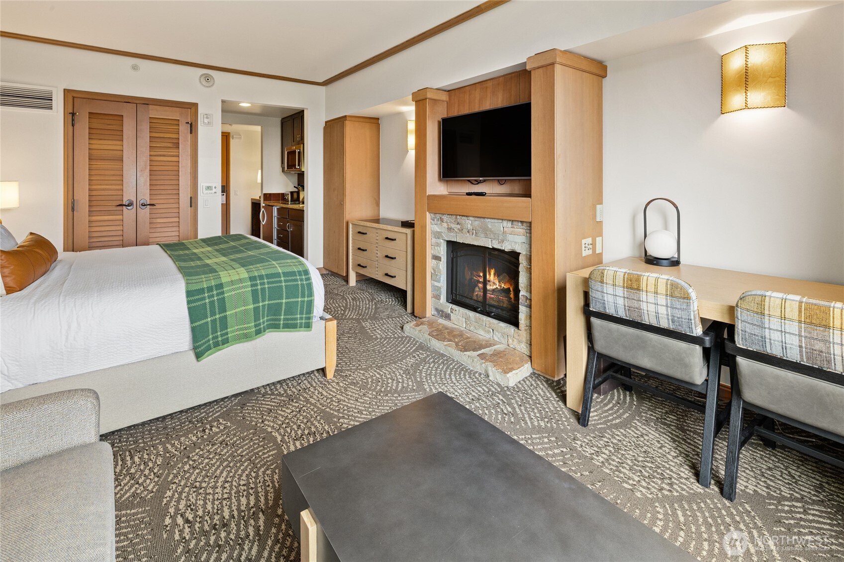 3600 Suncadia Trail Unit: 4049