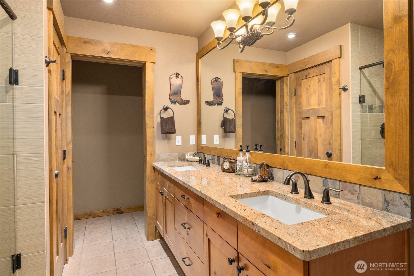 3770 Suncadia Trail Unit: 300