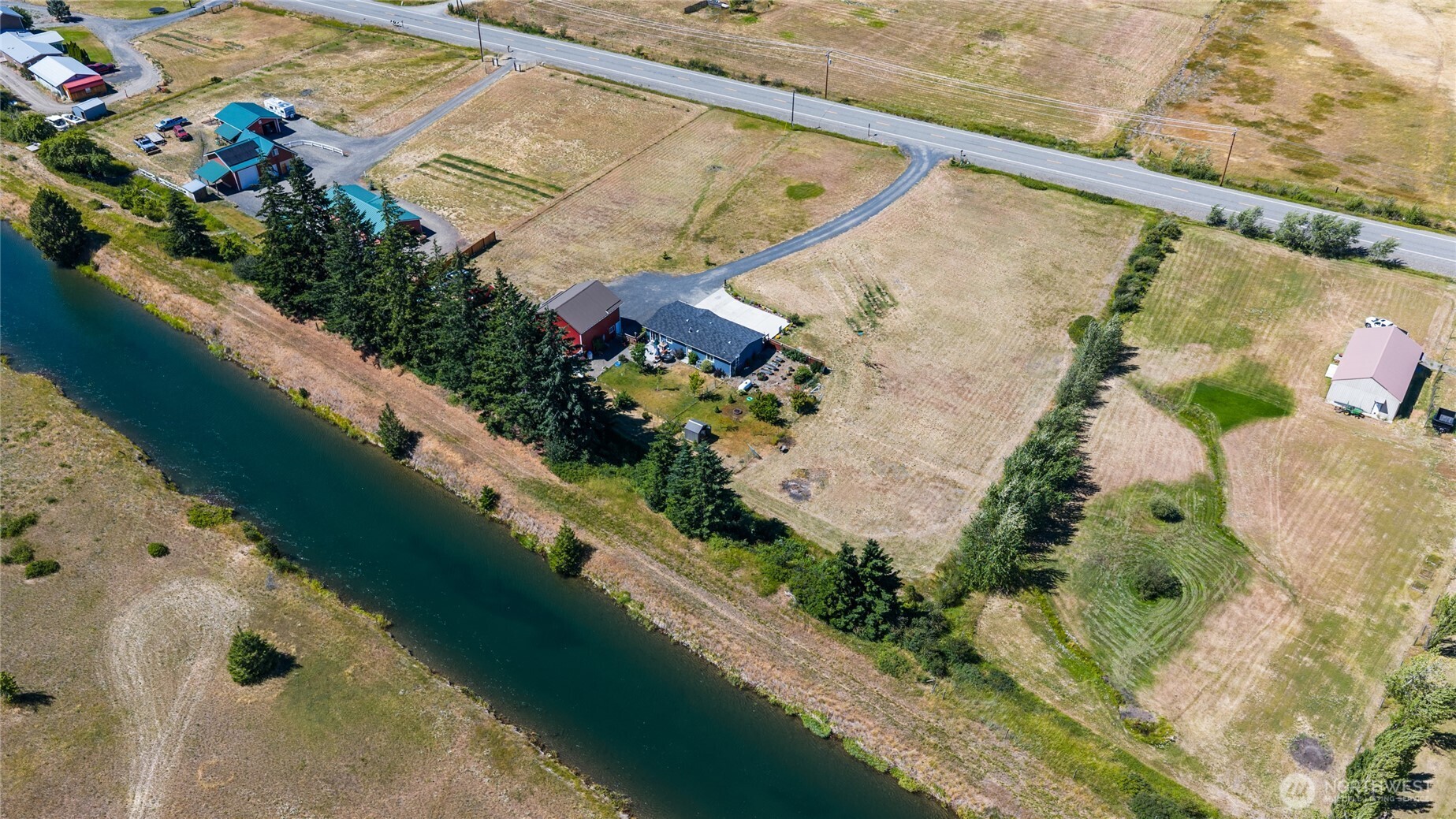 4200 Upper Peoh Point Road