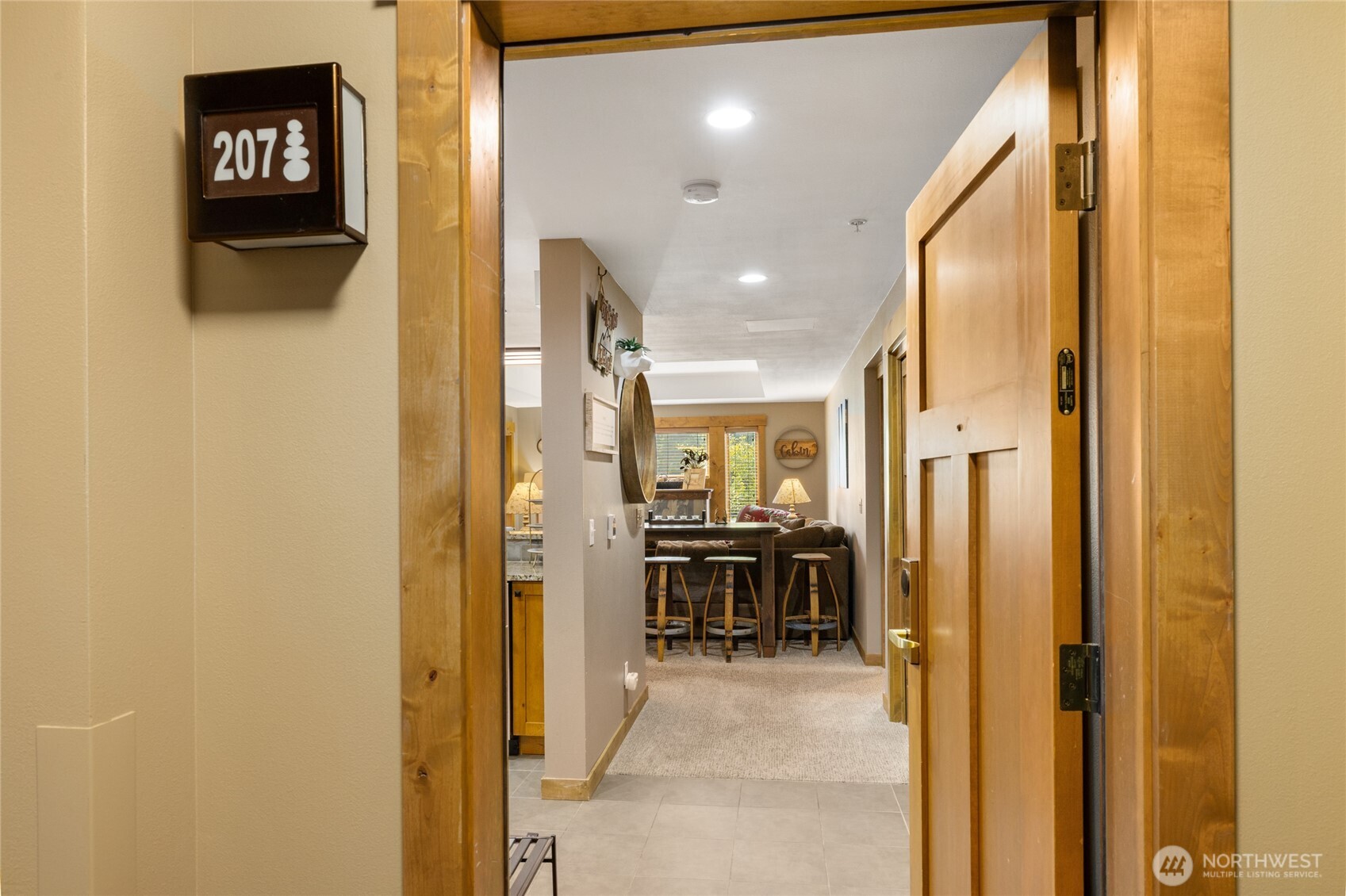 3770 Suncadia Trail Unit: 207