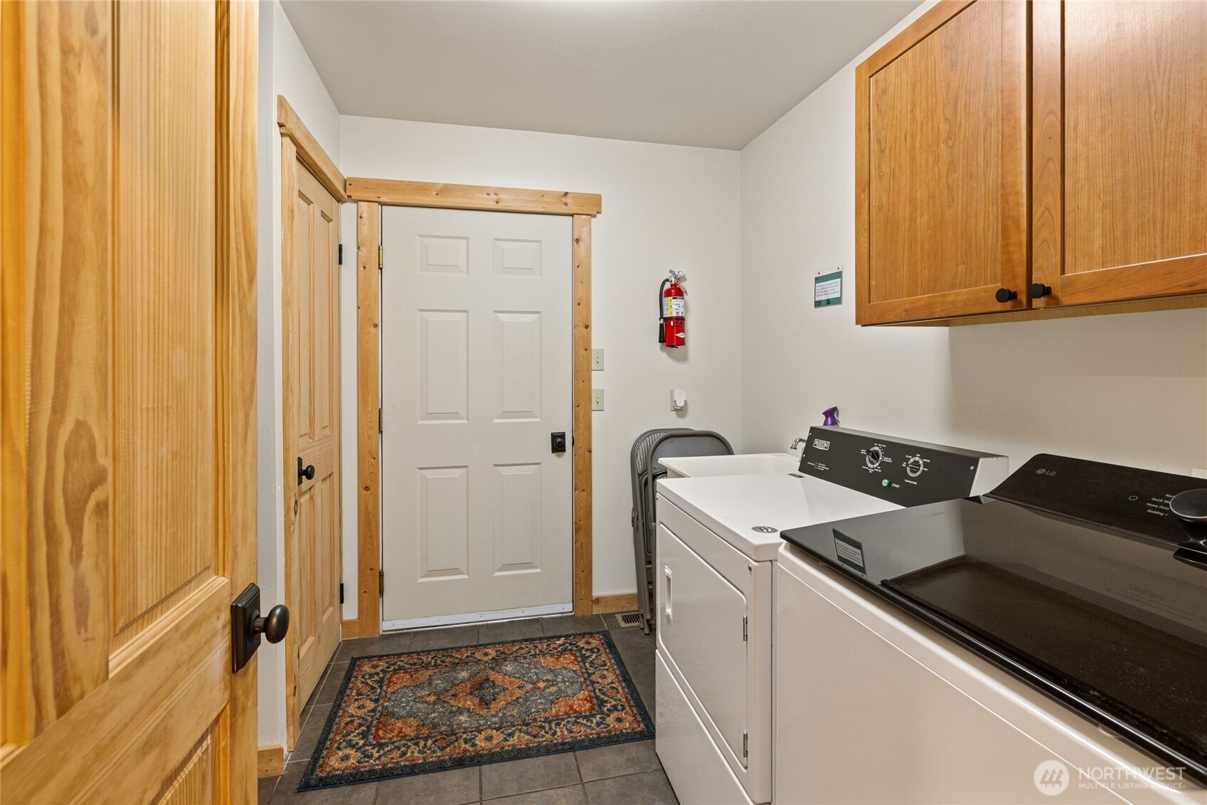 1611 Larkspur Loop