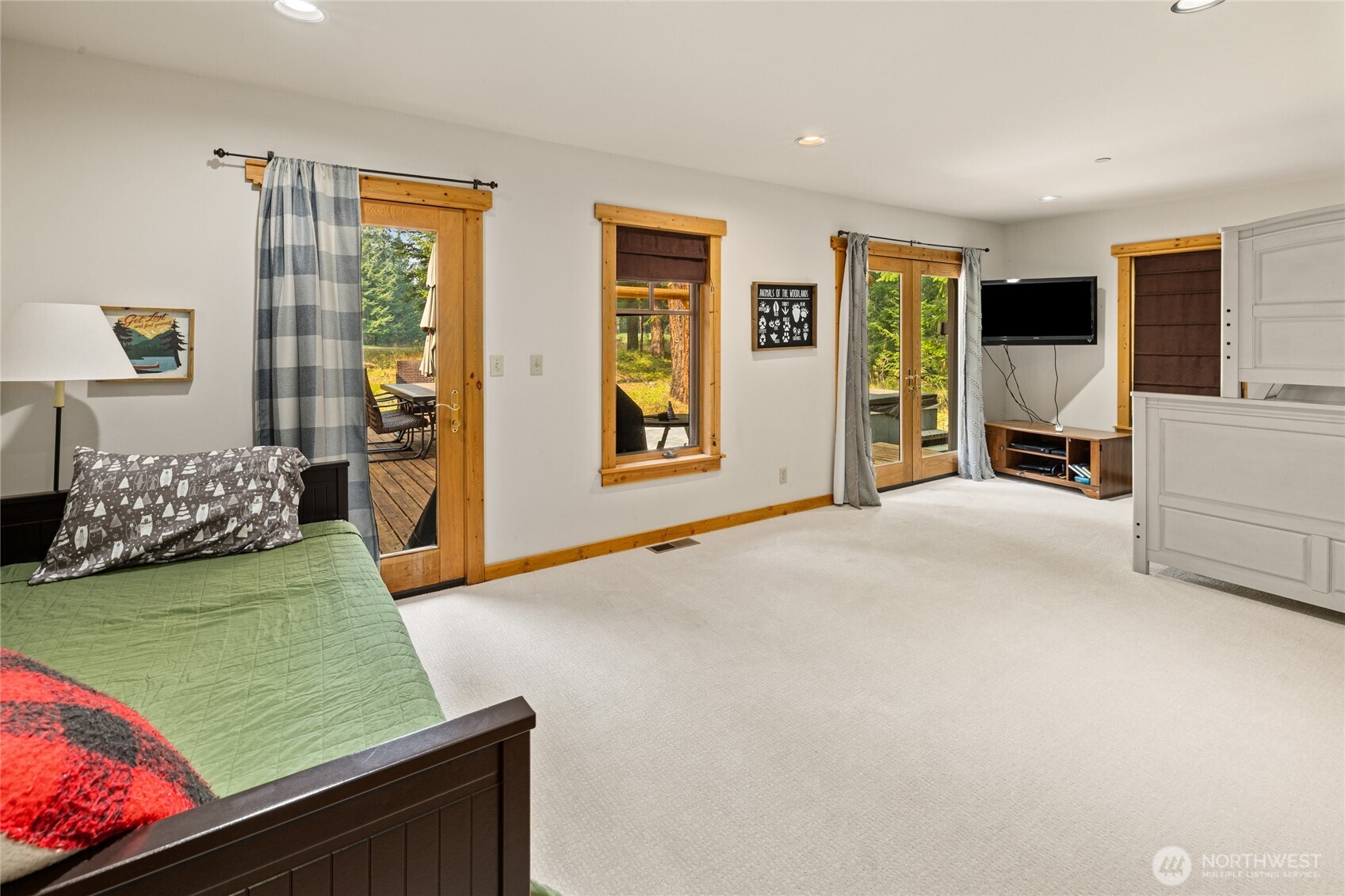 1611 Larkspur Loop