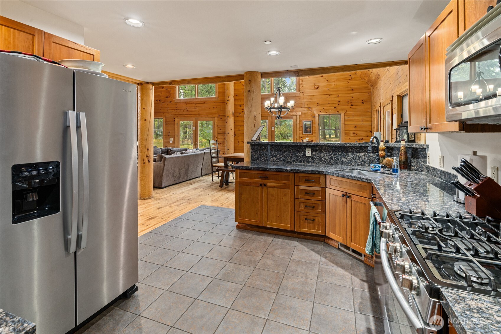 1611 Larkspur Loop