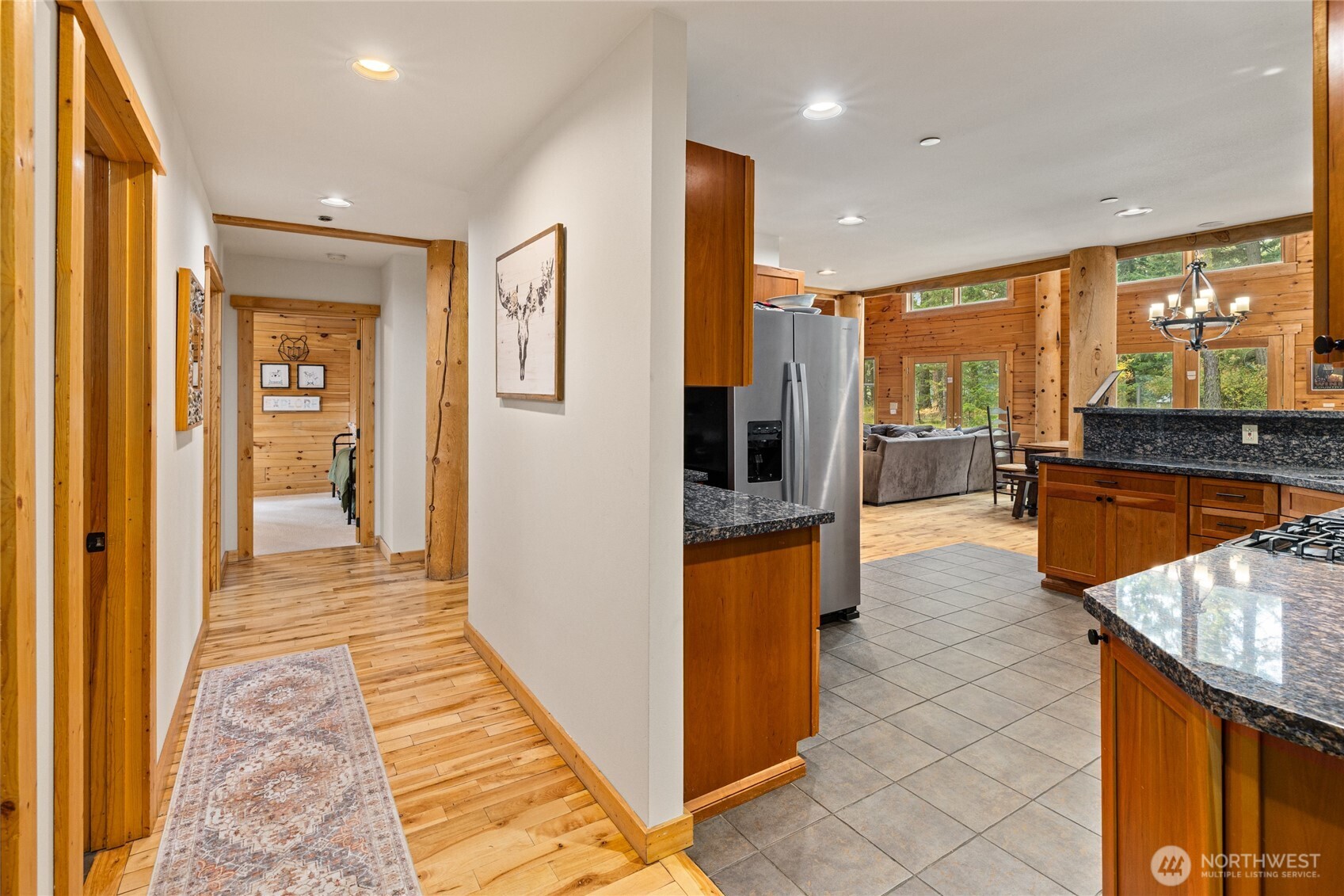 1611 Larkspur Loop
