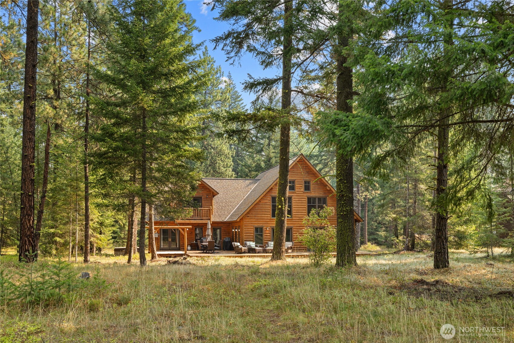 1611 Larkspur Loop