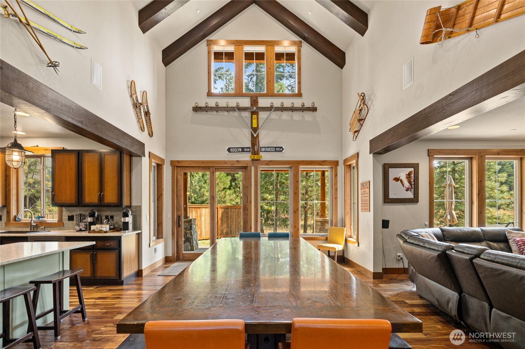 991 Larkspur Loop
