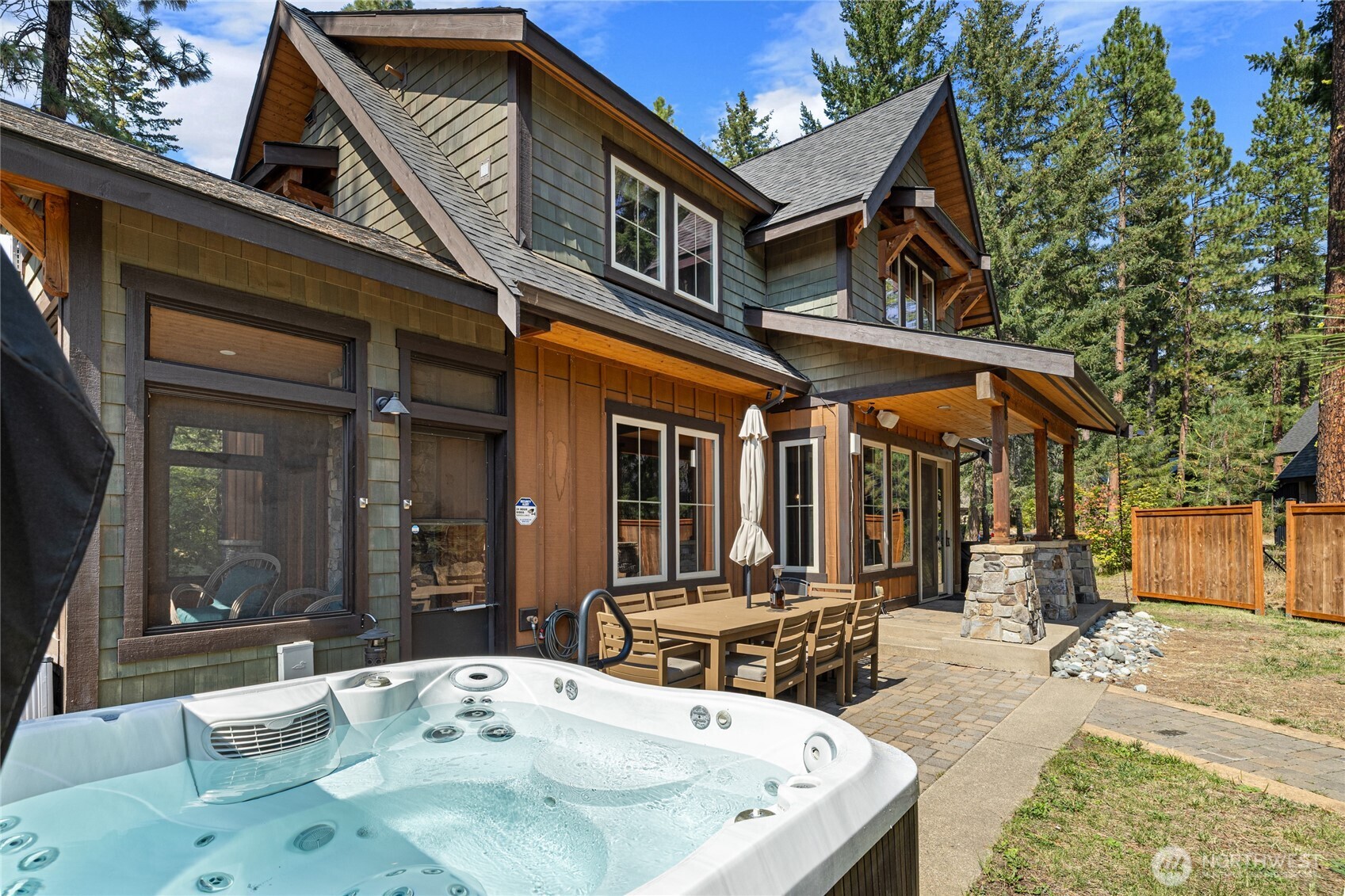 991 Larkspur Loop