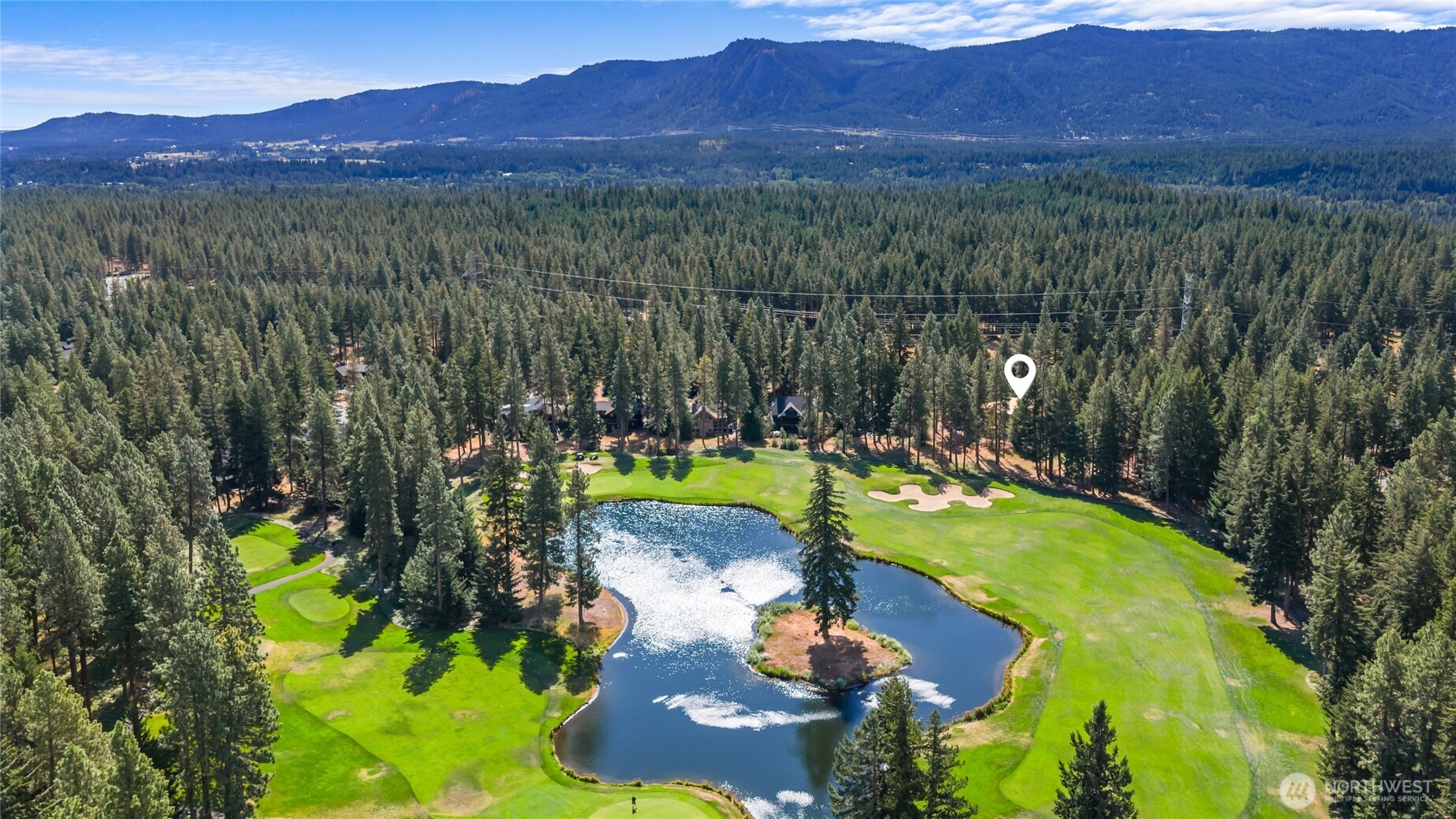 1060 Larkspur Loop