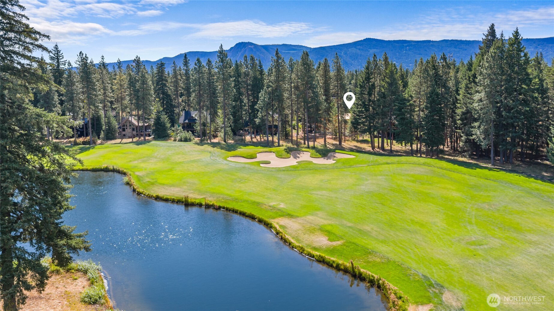 1060 Larkspur Loop