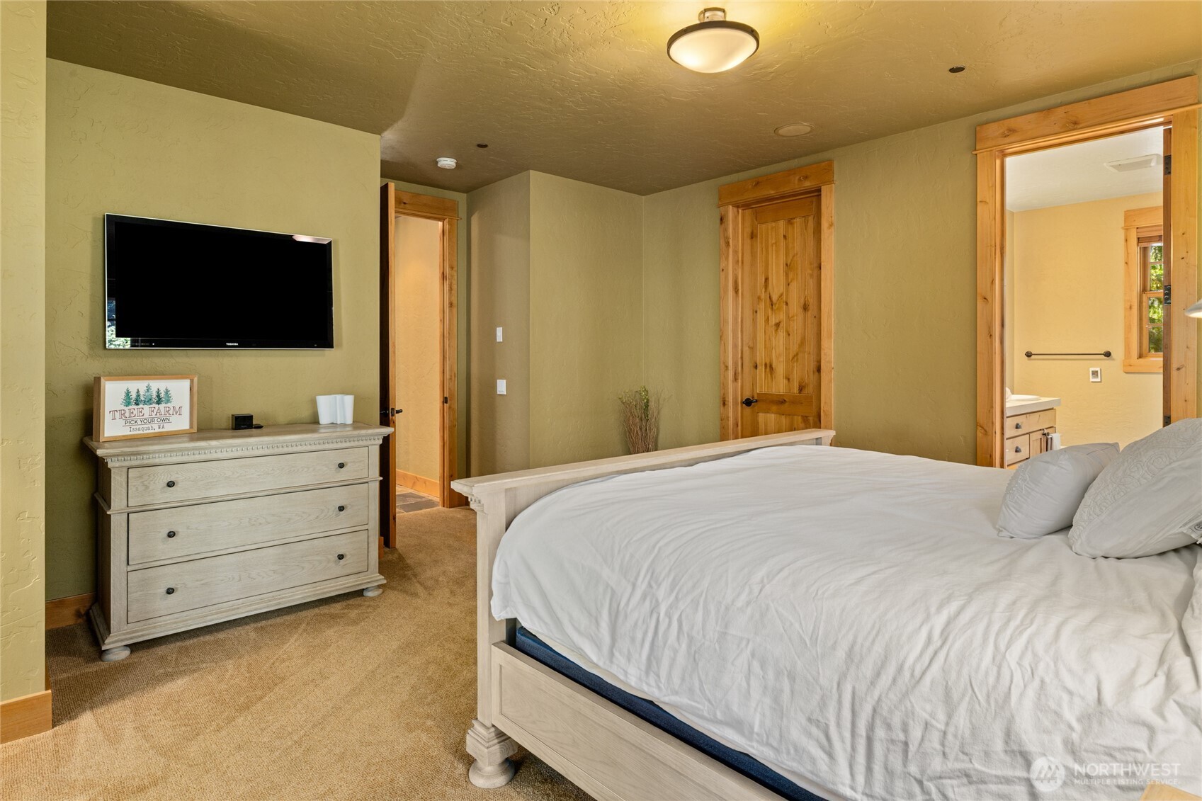70 Saddle Ridge Loop