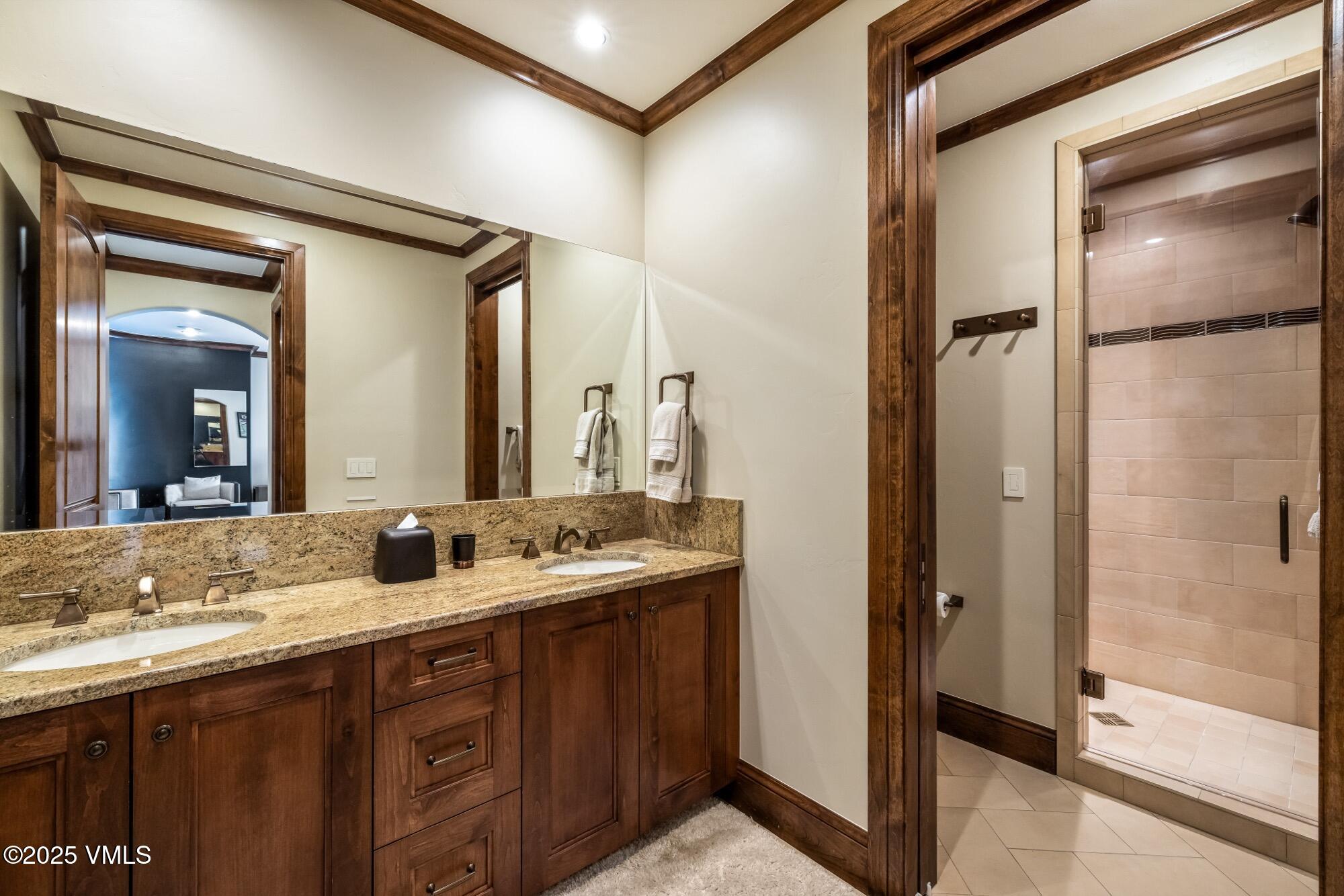 76 Elkhorn