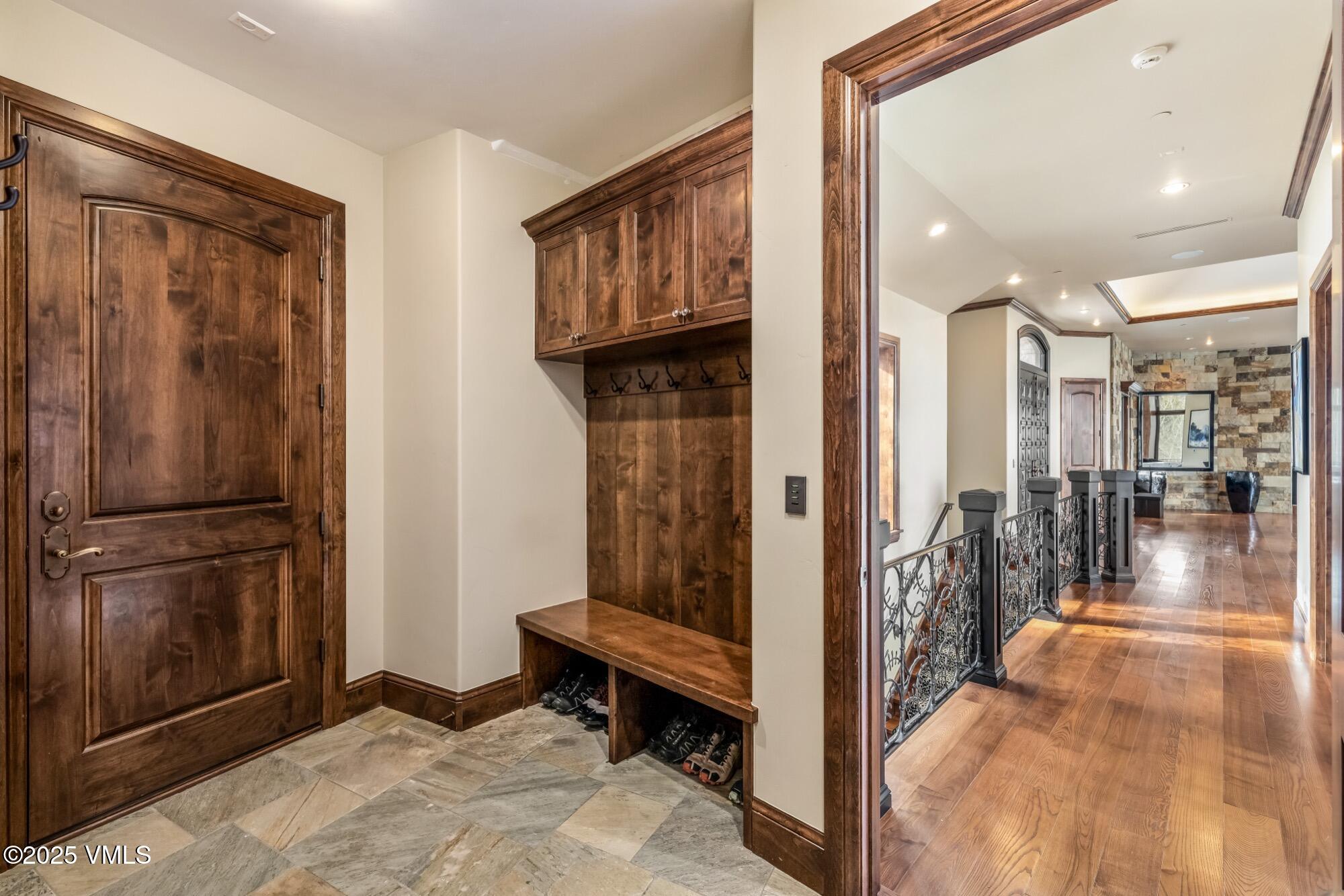 76 Elkhorn