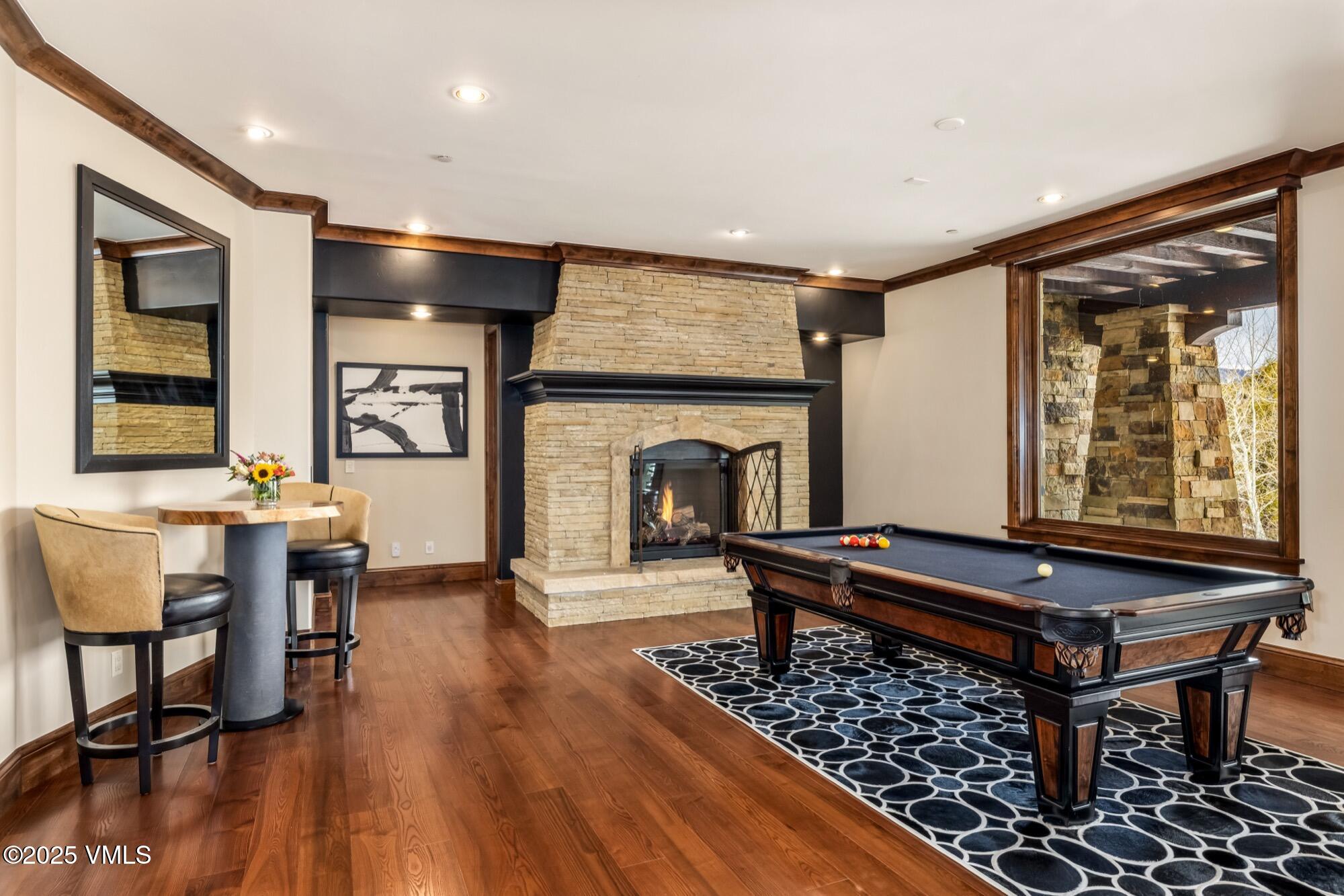76 Elkhorn