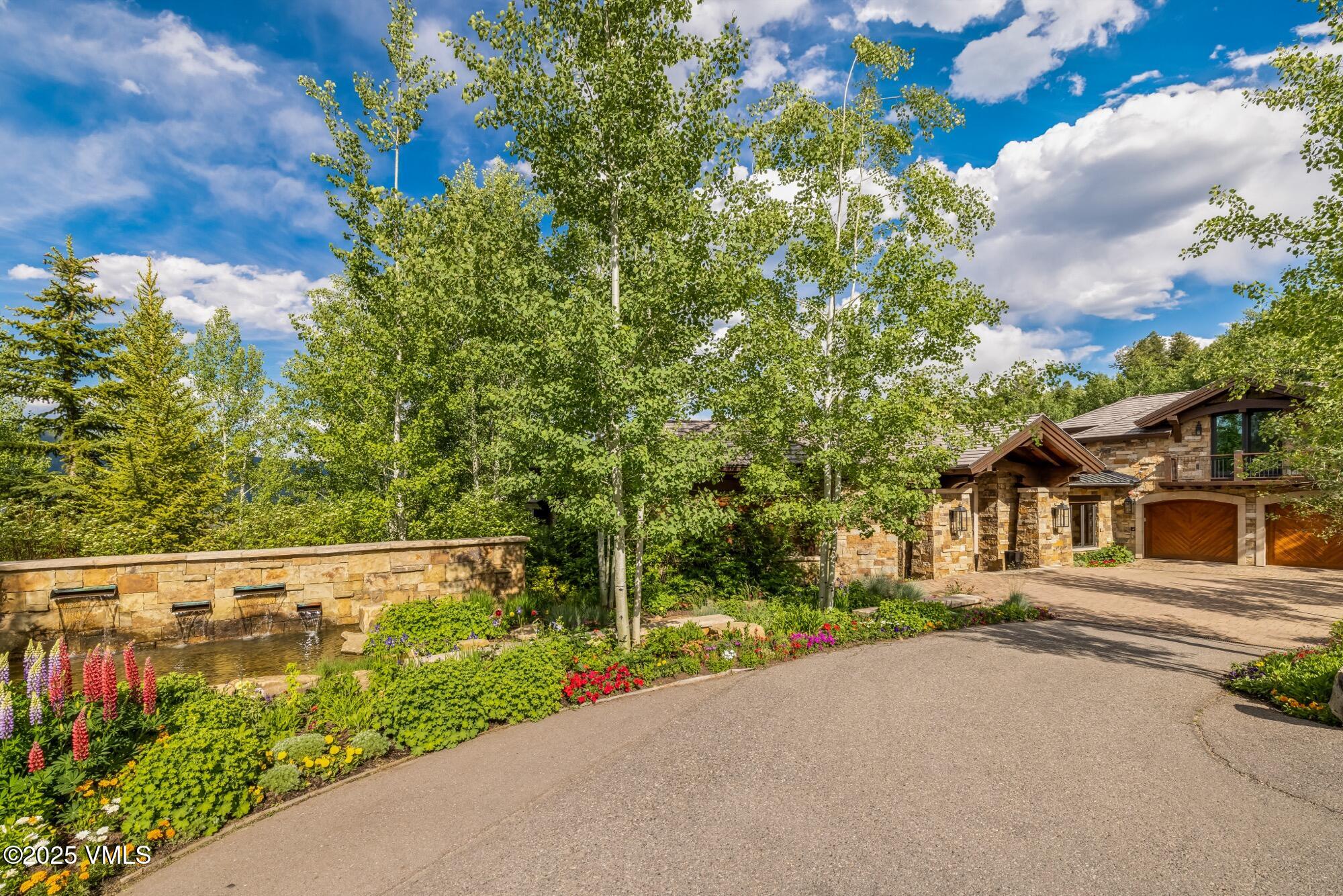 76 Elkhorn