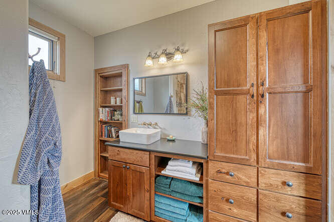 101 Pinon Jay Road