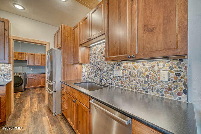 101 Pinon Jay Road