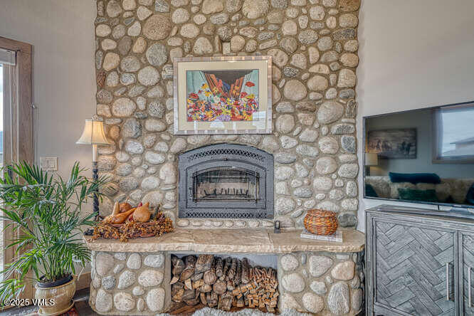 101 Pinon Jay Road
