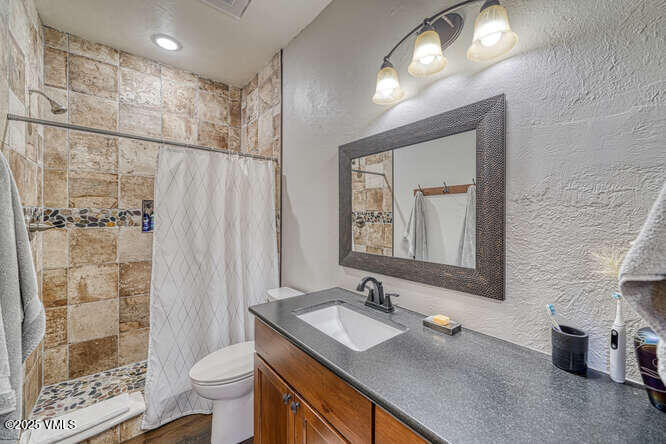 101 Pinon Jay Road