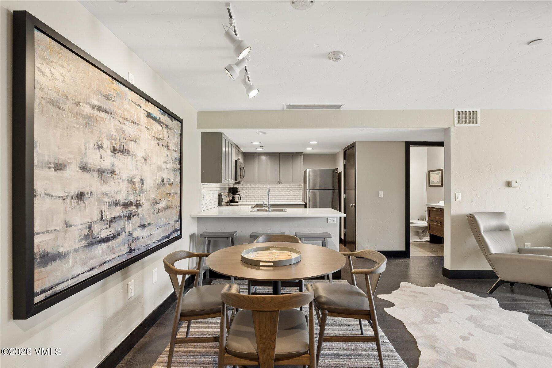 97 Main Street # 308