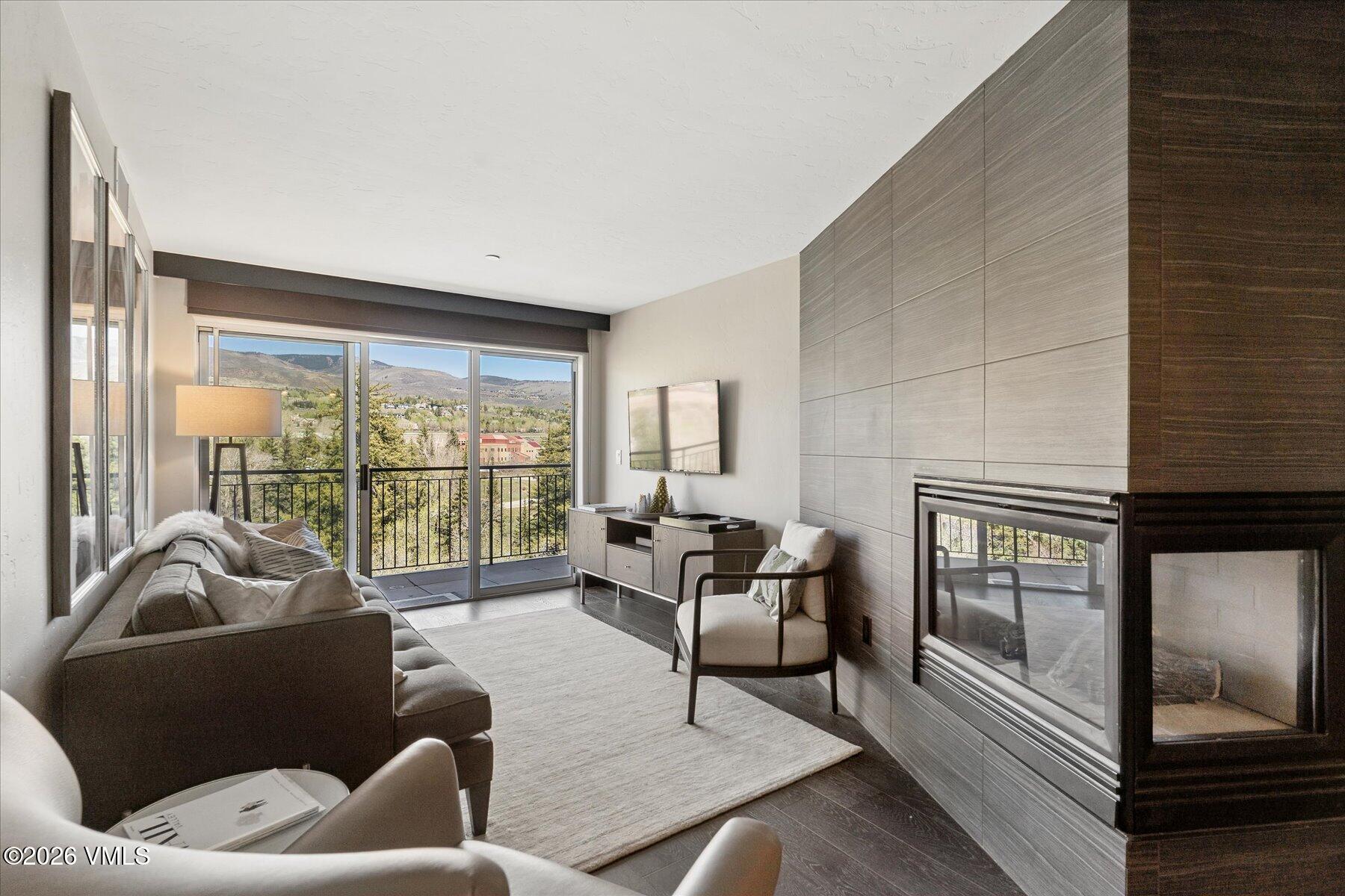 97 Main Street # 308