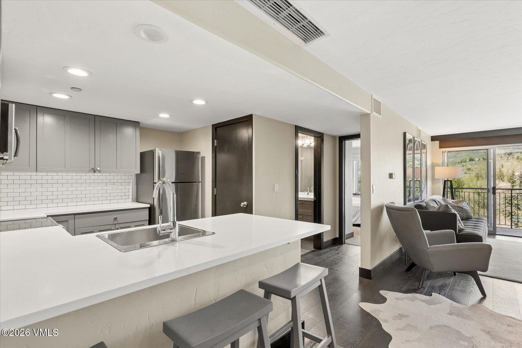 97 Main Street # 308
