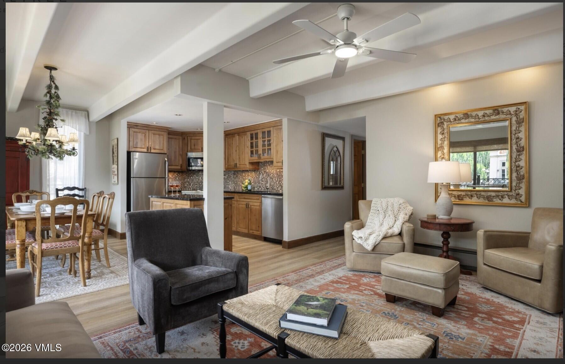 610 W Lionshead Circle # 405