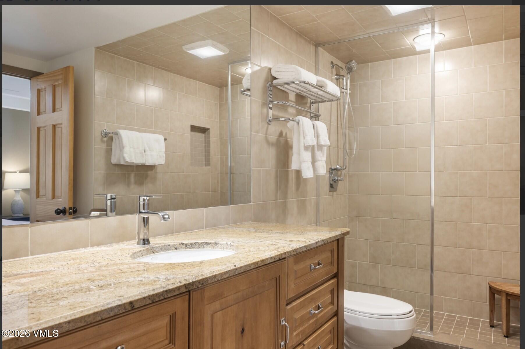 610 W Lionshead Circle # 405