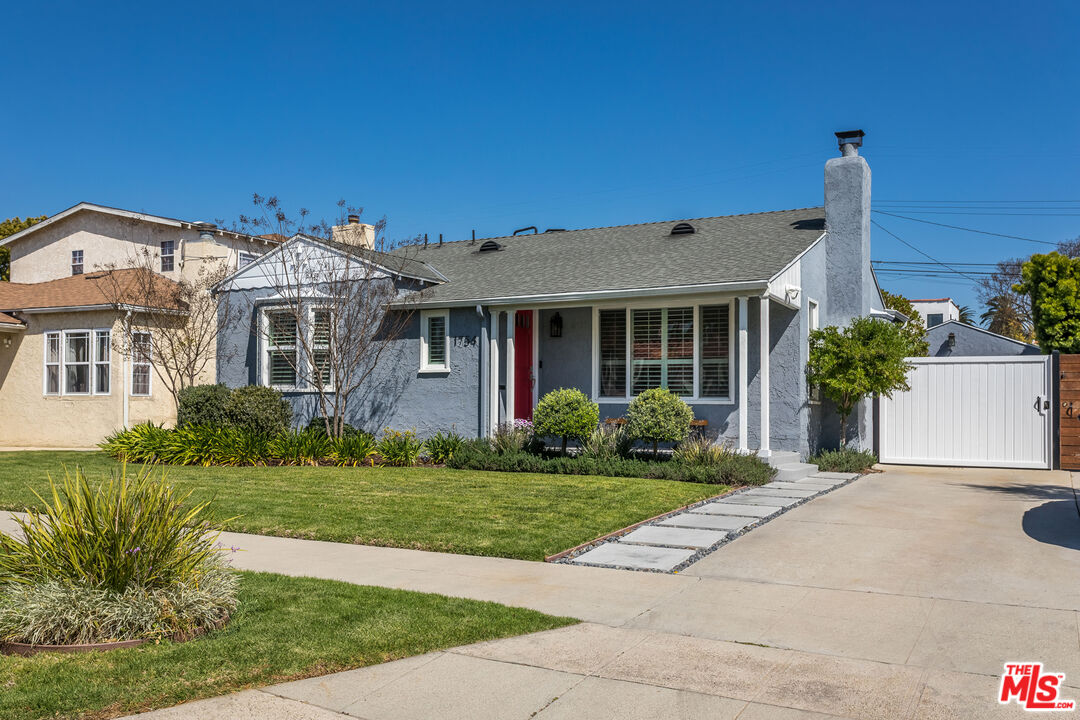 1754 S Orange Grove Ave