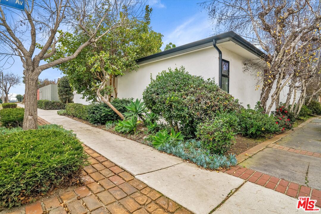 3719 Butler Ave