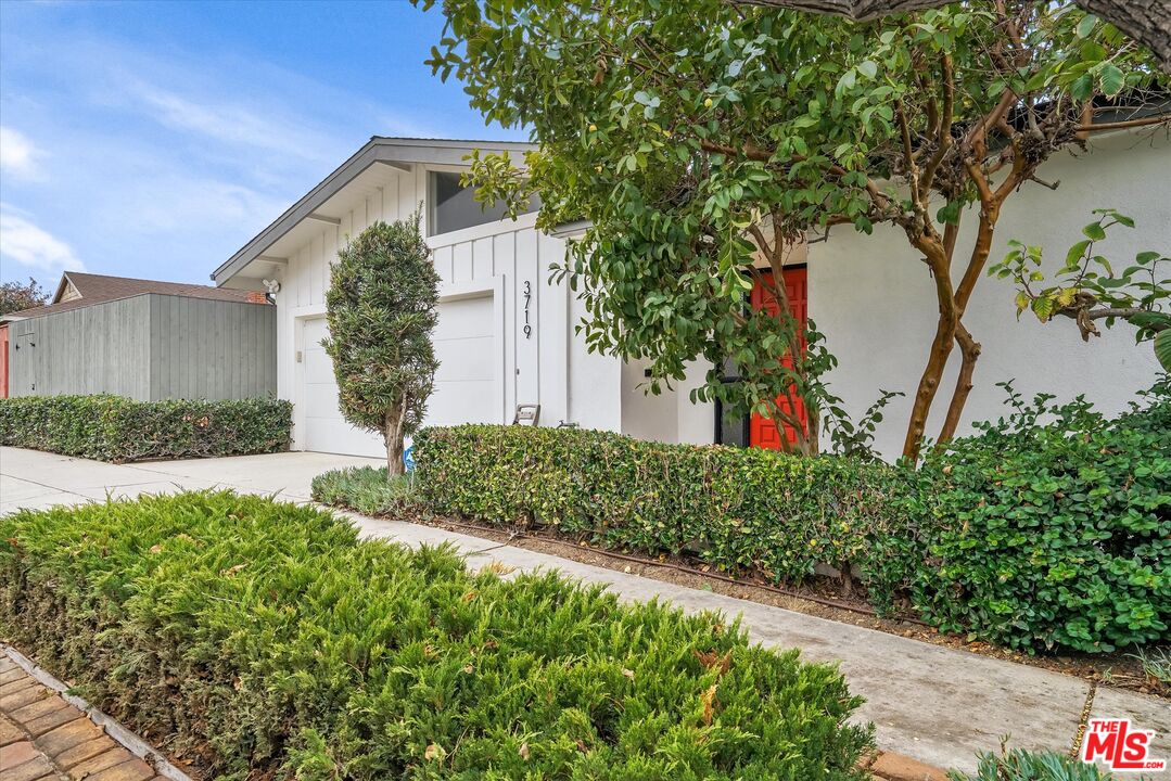 3719 Butler Ave