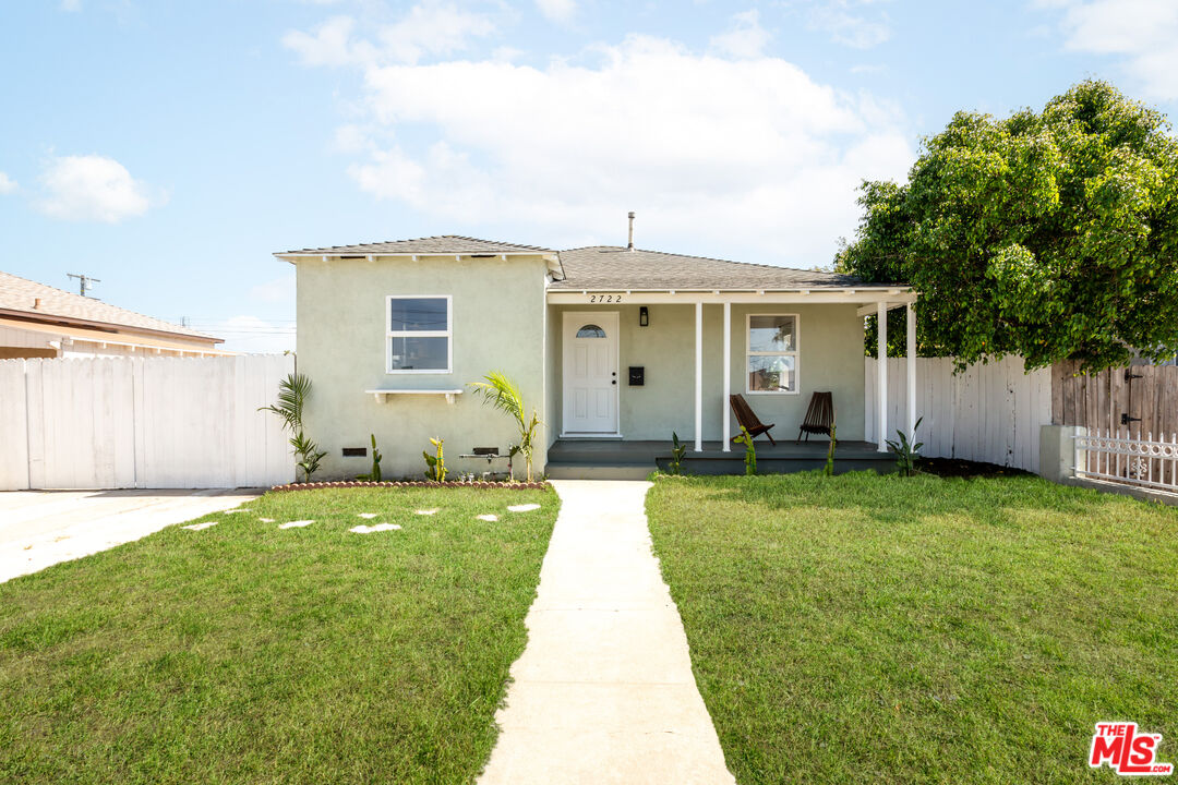 2722 Marine Ave