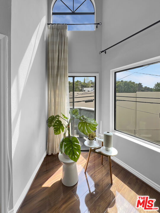 4211 Arch Dr Unit: 204