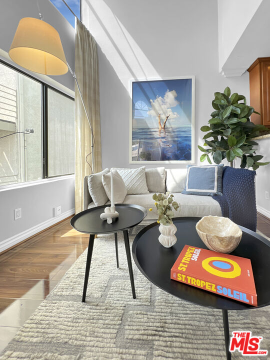 4211 Arch Dr Unit: 204