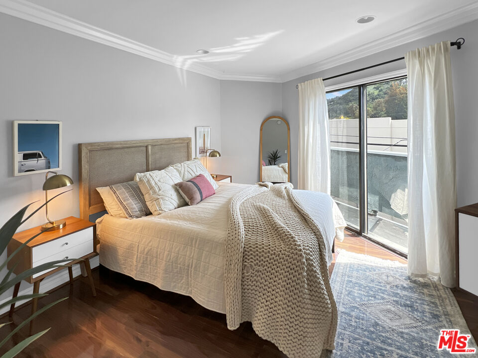 4211 Arch Dr Unit: 204