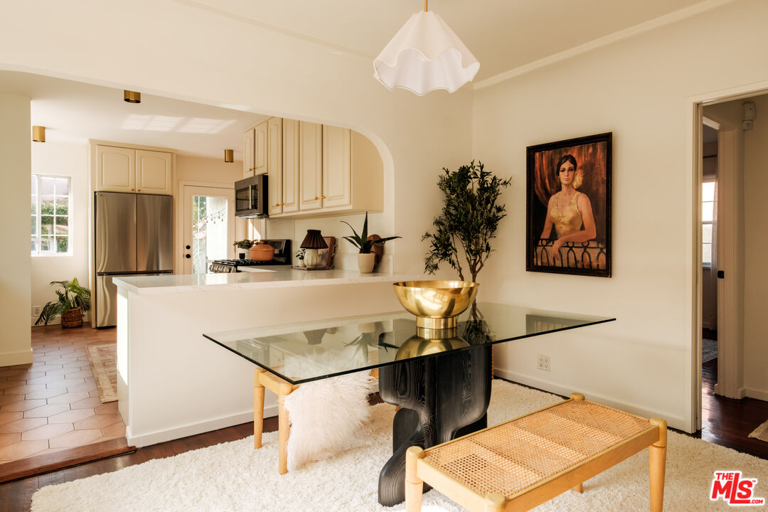 240 W 64th Pl