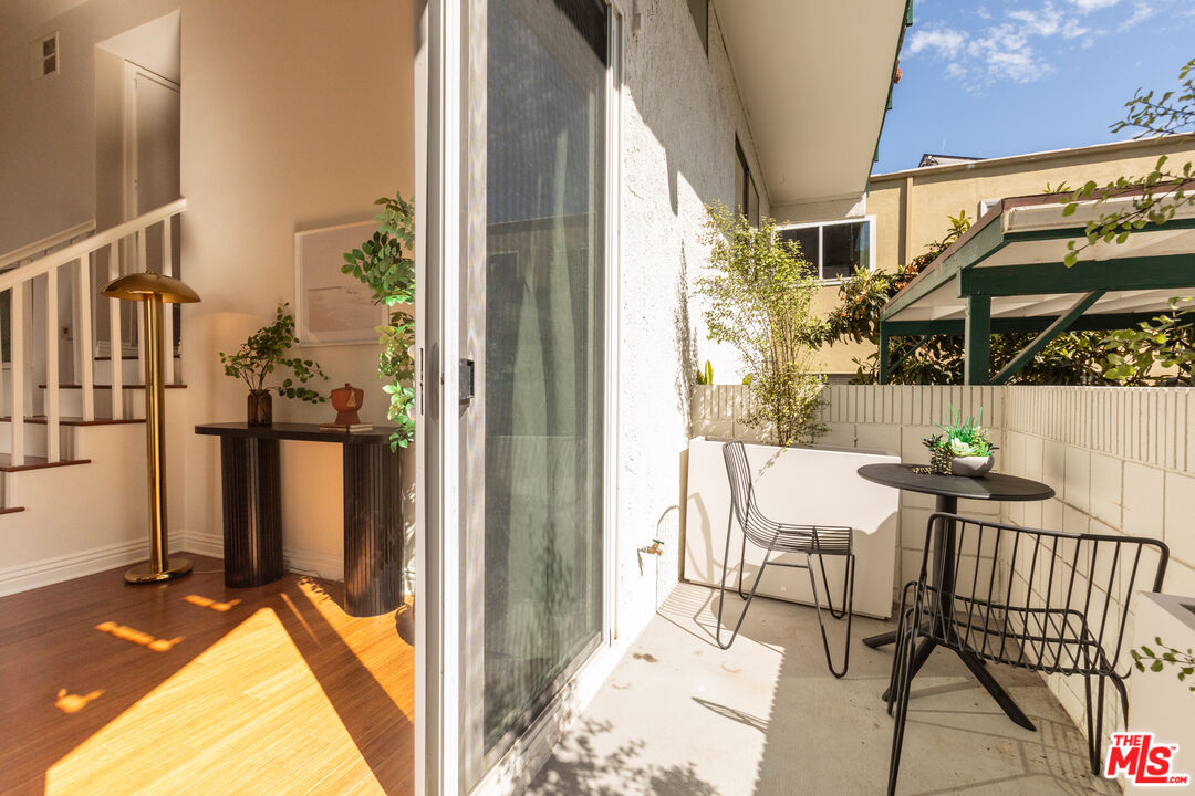 1304 Berkeley St Unit: 3