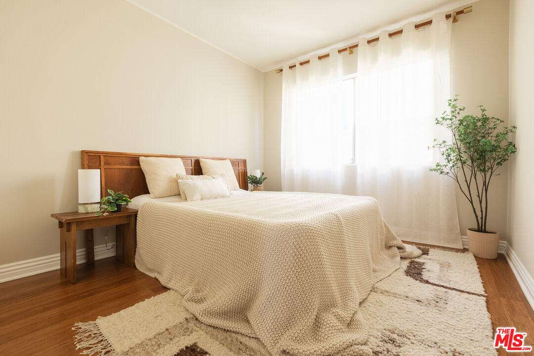 1304 Berkeley St Unit: 3