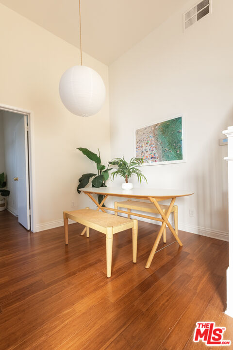 1304 Berkeley St Unit: 3
