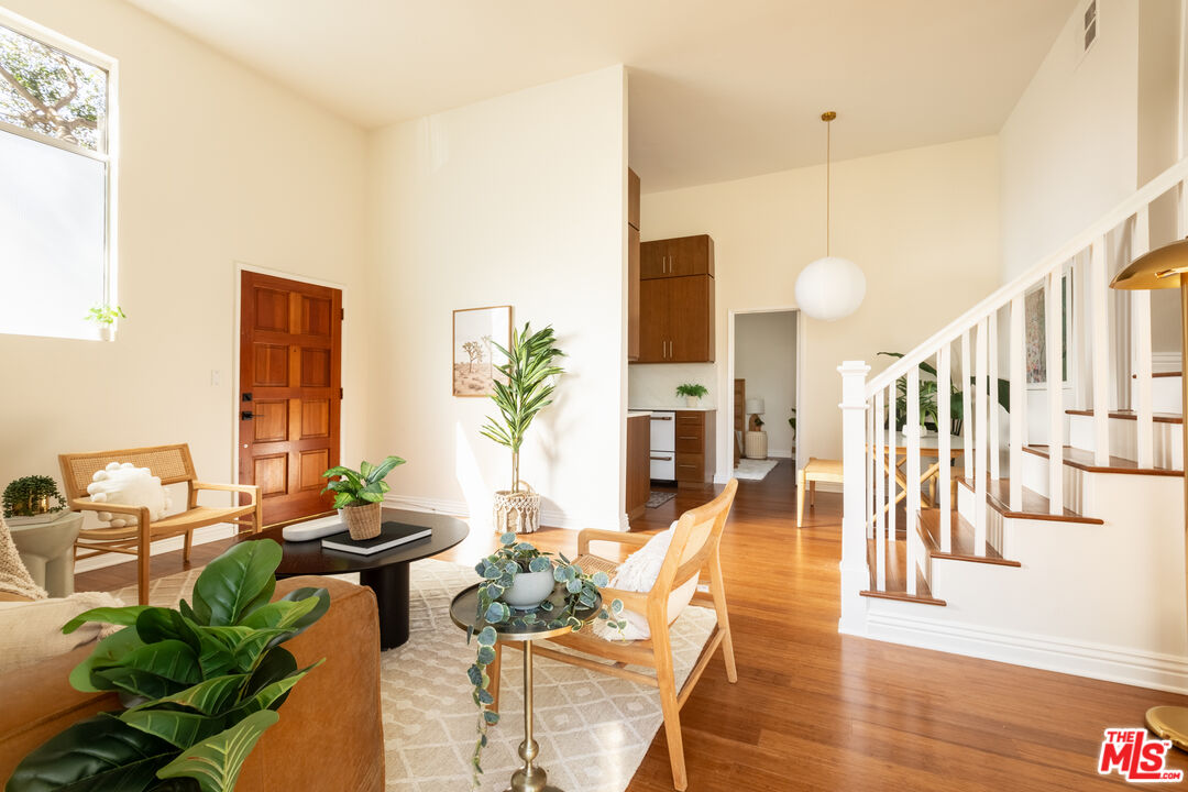 1304 Berkeley St Unit: 3