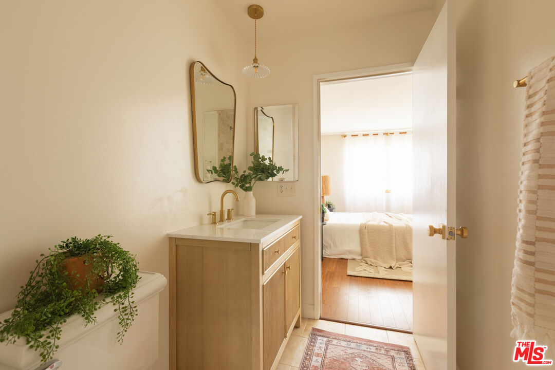 1304 Berkeley St Unit: 3