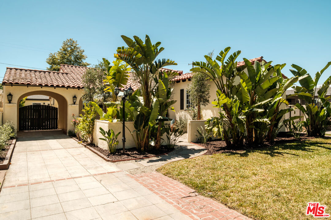 3739 Virginia Rd