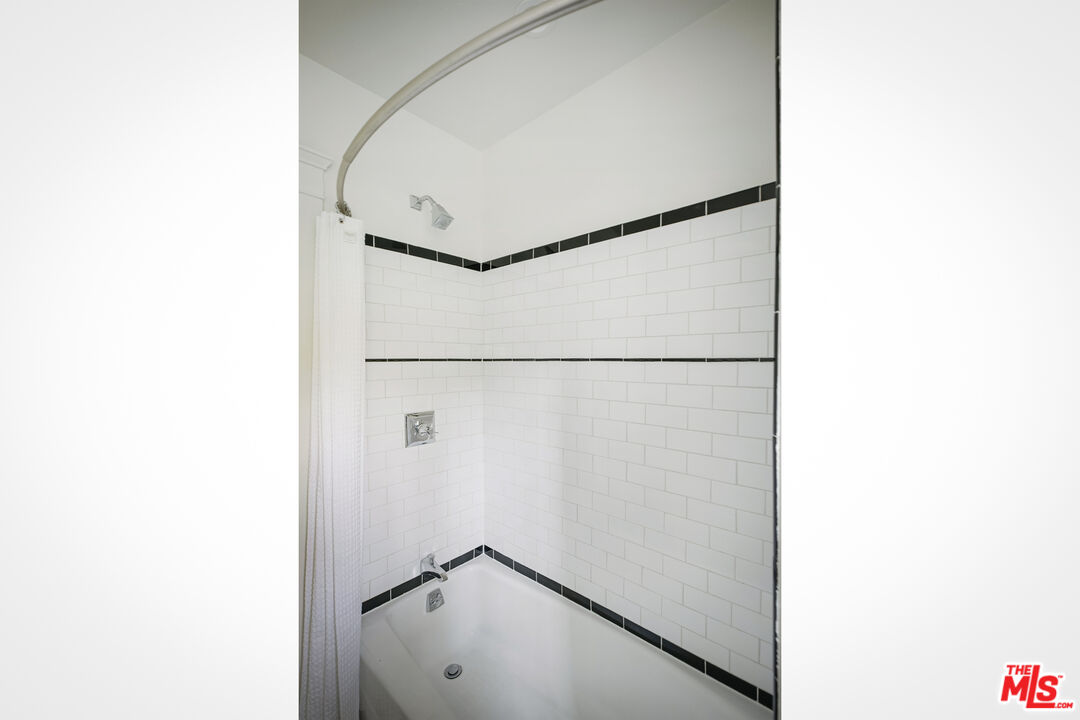 5018 Granada St