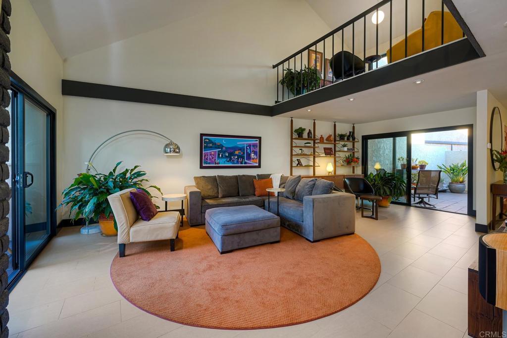 2080 Avenue of the Trees