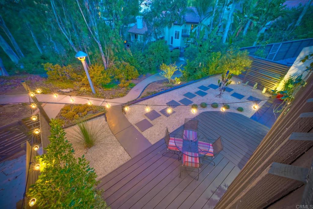 2080 Avenue of the Trees