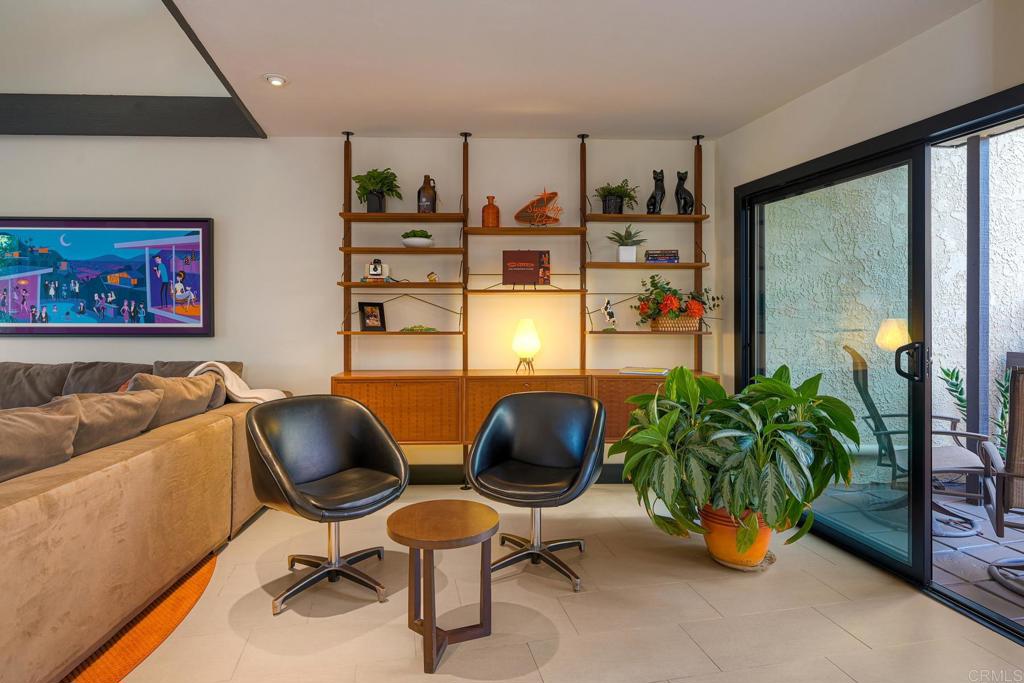 2080 Avenue of the Trees