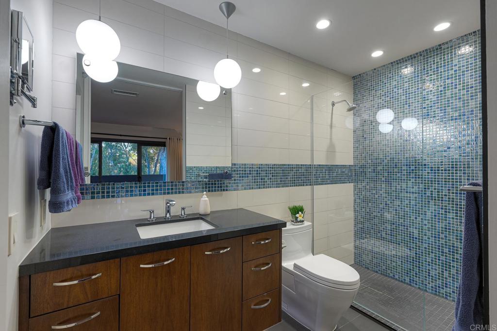 2080 Avenue of the Trees